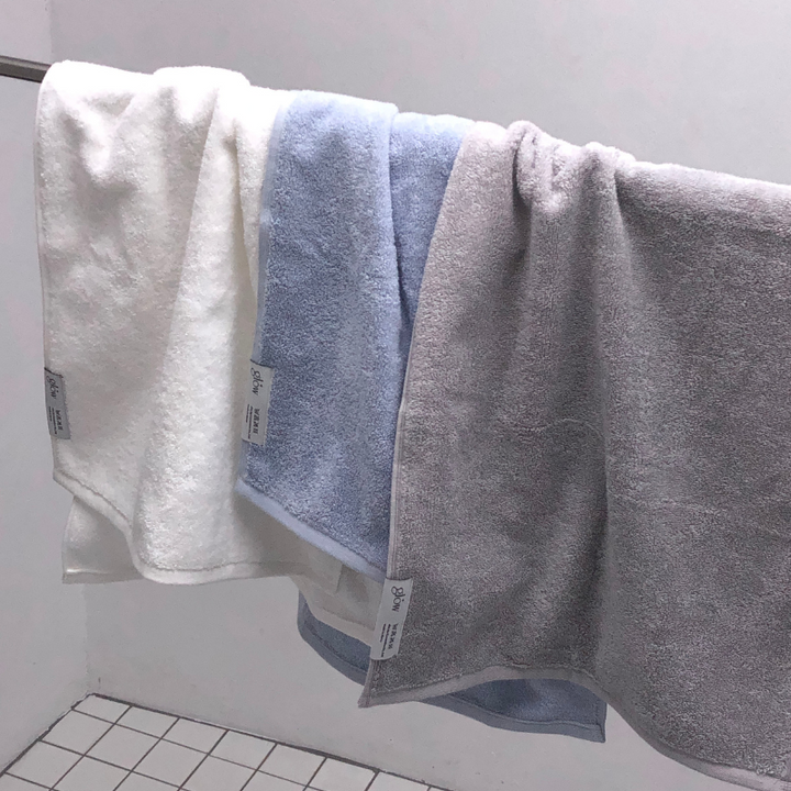 glow towel trio set