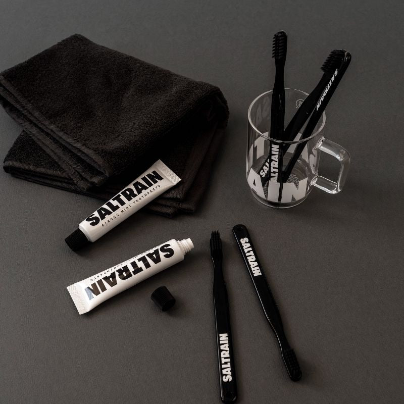 Saltrain Toothpaste Black