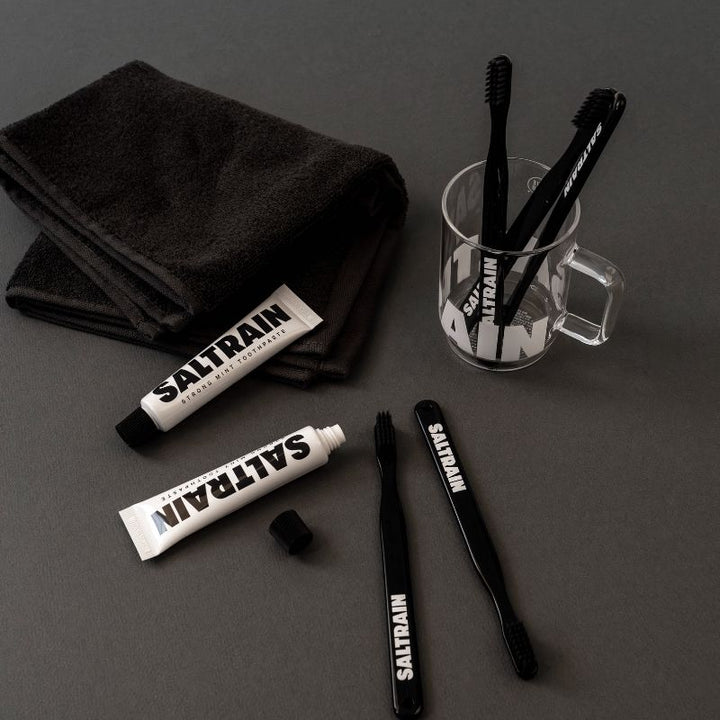 Saltrain Toothpaste Black