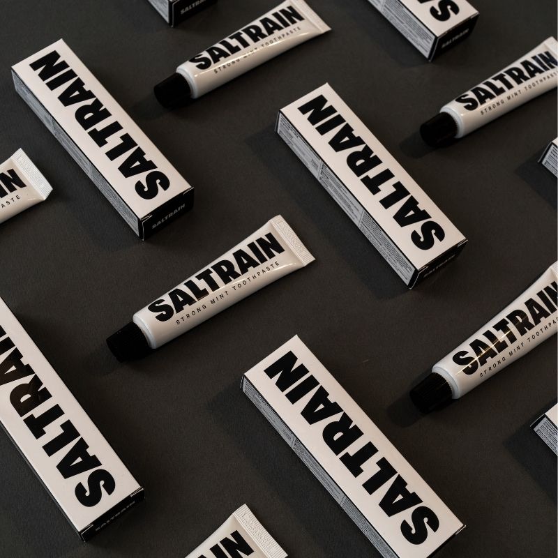 Saltrain Toothpaste Black