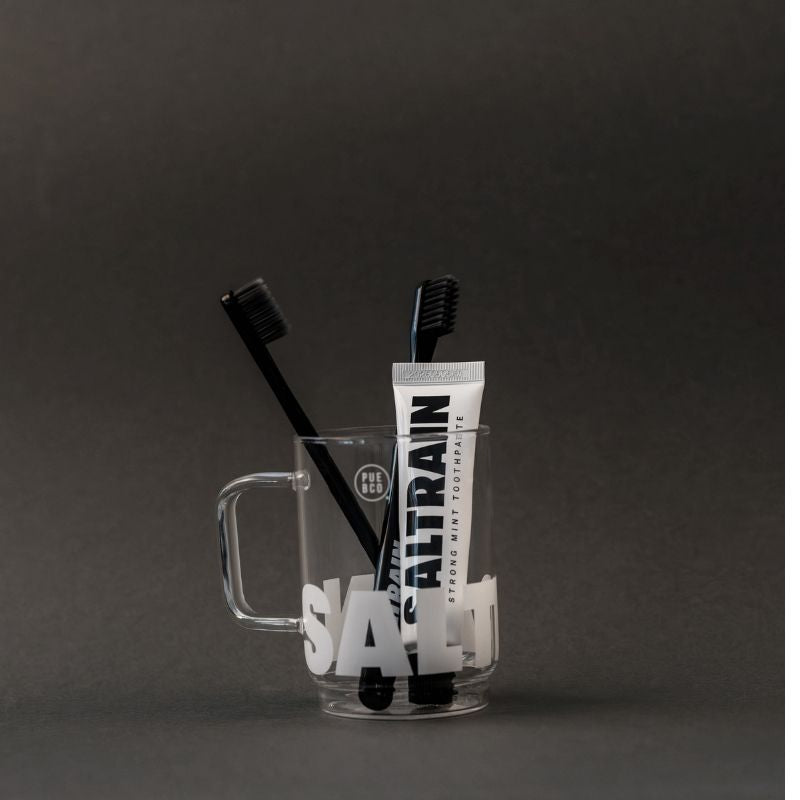 Saltrain Toothpaste Black