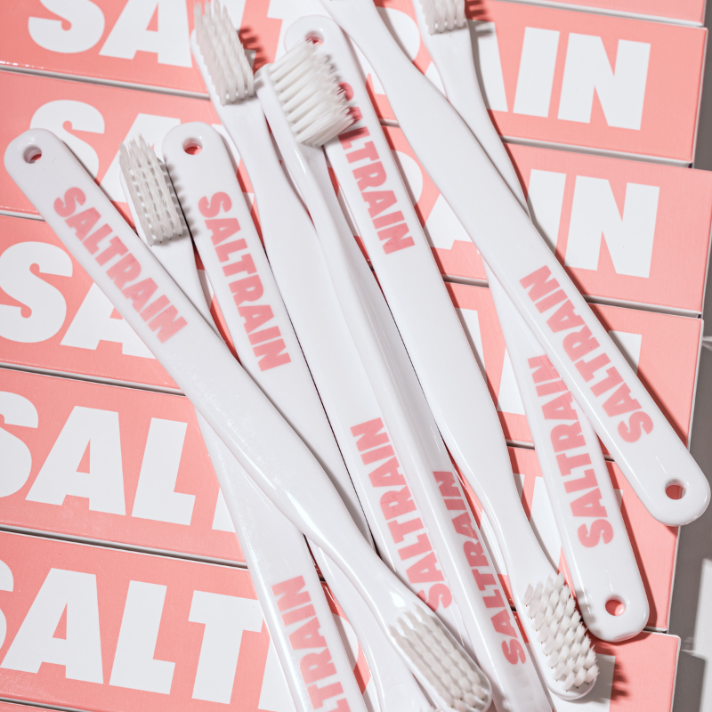 Pink Toothbrush (Exclusively on BEAUBIT)