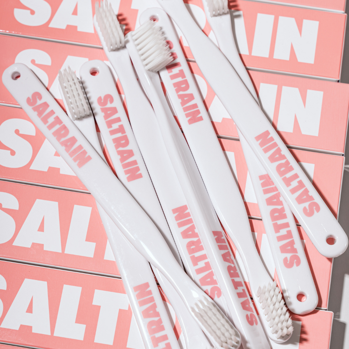 Pink Toothbrush (Exclusively on BEAUBIT)
