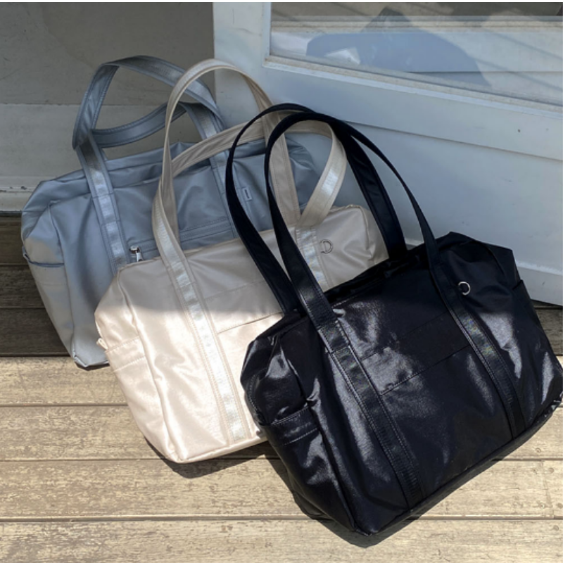 ithinkso Daily Lite Duffle Bag - Shiny