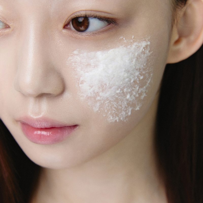 glow apple enzyme foaming cleanser