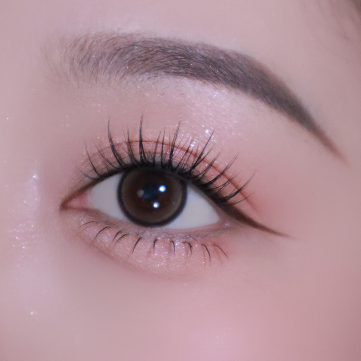 glow anime eyeshadow palette 
