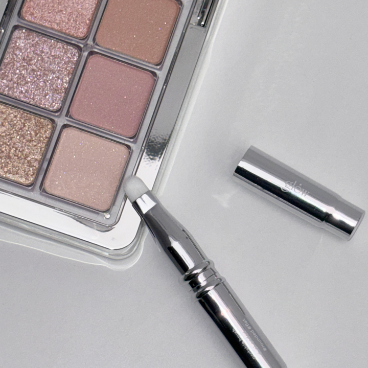 glow anime eyeshadow palette 