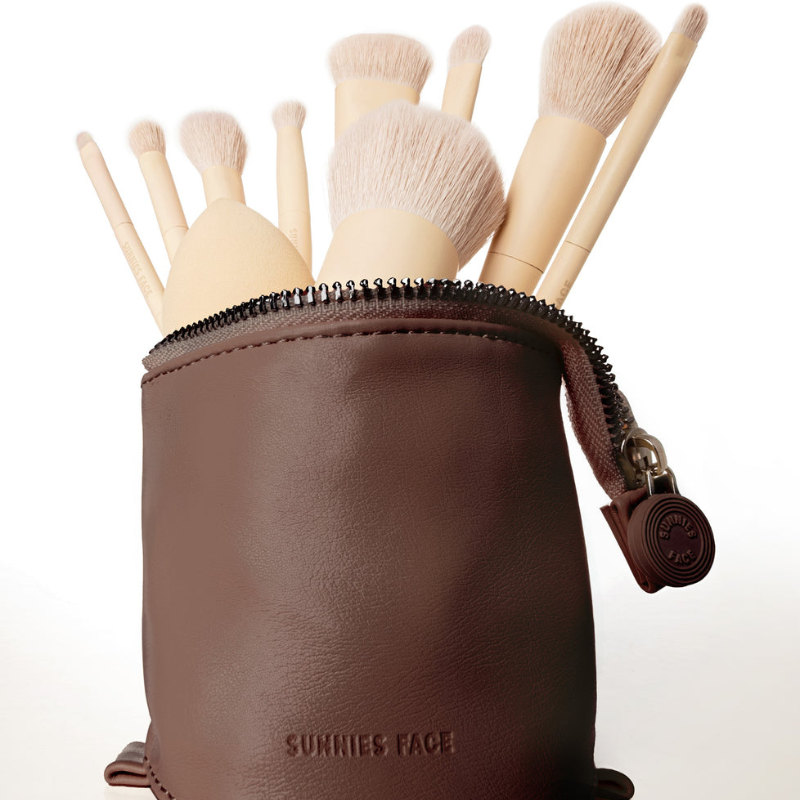 Sunnies Face Extendable Brush Bag