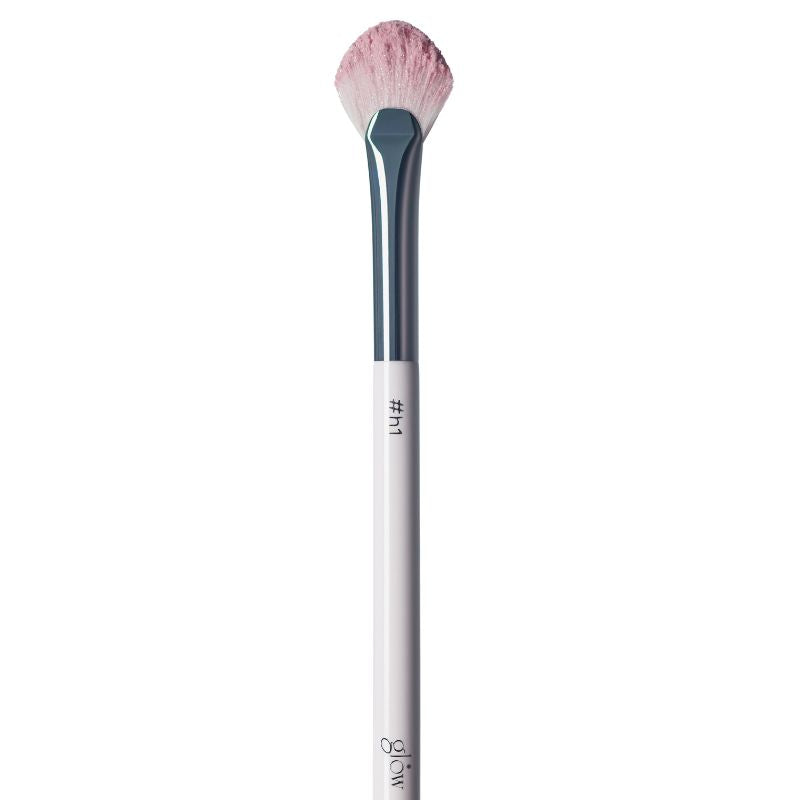 glow tapered highlighter brush 