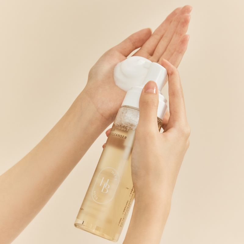 HEVEBLUE Salmon Caring Centella Bubble Cleanser (200ml)