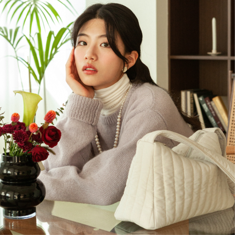 ithinkso Cozy Neat Bag Puffy Cream