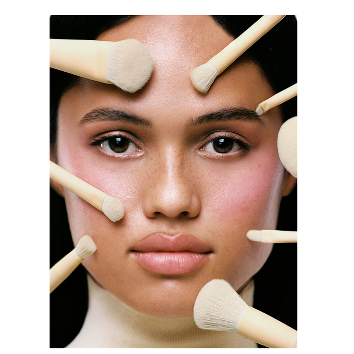 Sunnies Face The Lipstick Brush