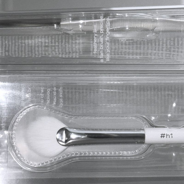 glow radiance kit (seasoning highlighter + highlighter brush)