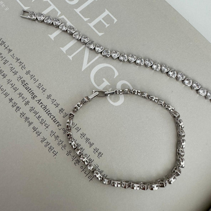 Classic Heart Bracelet