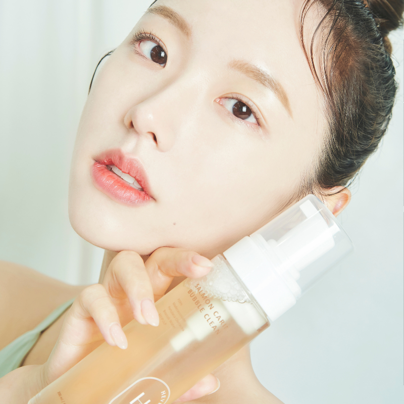 HEVEBLUE Salmon Caring Centella Light Cleansing Oil