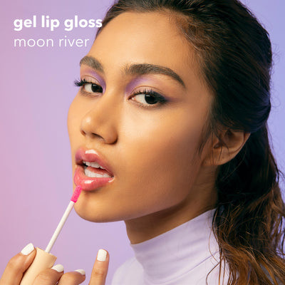 moon river gel lip gloss model